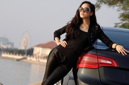 Kia K7 sóng đôi siêu mẫu châu Á  - 14