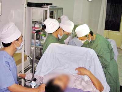 Mùa cưới, mùa yêu, mùa “tai nạn” - 1 Mùa cưới, mùa yêu, mùa “tai nạn” - 1