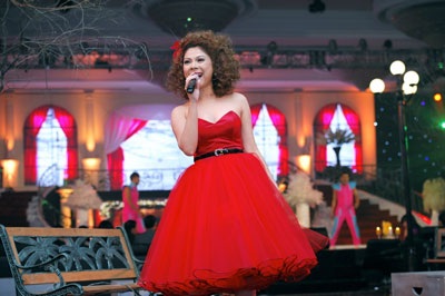 Lung linh nhiều sắc màu đêm Dạ tiệc của Mr Đàm - 9 Lung linh nhiều sắc màu đêm Dạ tiệc của Mr Đàm - 9