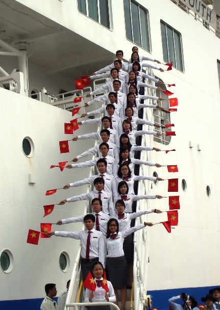 Tàu Thanh niên Đông Nam Á cập cảng Sài Gòn - 6