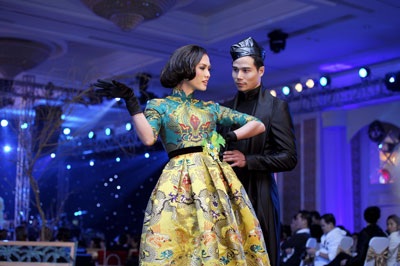 Lung linh nhiều sắc màu đêm Dạ tiệc của Mr Đàm - 13 Lung linh nhiều sắc màu đêm Dạ tiệc của Mr Đàm - 13