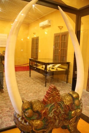 Huế đã mất gần hết những cổ vật quý báu bậc nhất - 8