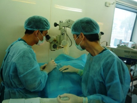 Đem ánh sáng đến với người nghèo  - 1