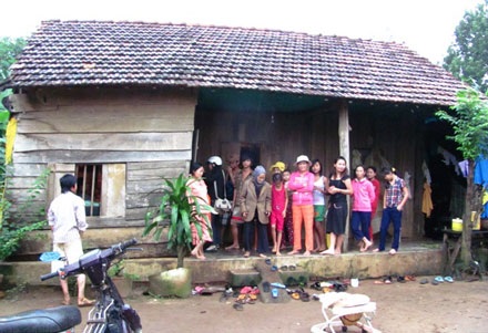 Những lao động bị mất liên lạc đã về quê an toàn - 1