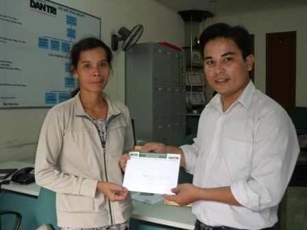 Gia đình bé Yến Nhi đã mua được đất cất nhà - 2