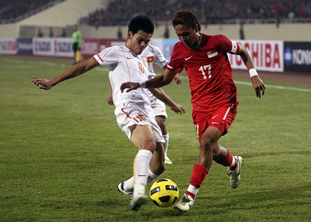 Đánh bại Singapore đầy kịch tính, Việt Nam vào bán kết AFF Cup - 3