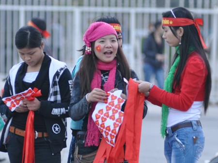 Teen “trúng đậm” nhờ trận Việt Nam - Singapore - 6 Teen “trúng đậm” nhờ trận Việt Nam - Singapore - 6