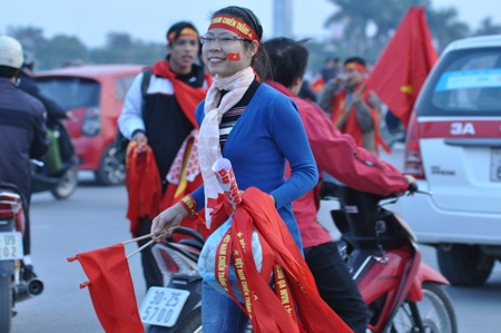 Teen “trúng đậm” nhờ trận Việt Nam - Singapore - 2 Teen “trúng đậm” nhờ trận Việt Nam - Singapore - 2