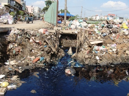 Mải mê với GDP, “bỏ quên” văn minh, mỹ quan đô thị - 2 Mải mê với GDP, “bỏ quên” văn minh, mỹ quan đô thị - 2