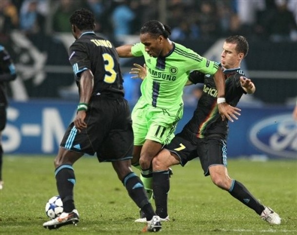 Chelsea kéo dài chuỗi ngày buồn - 2