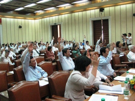 TPHCM phấn đấu GDP năm 2011 tăng 12% - 1