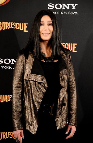 Cher khoe vẻ trẻ đẹp ở Madrid - 27