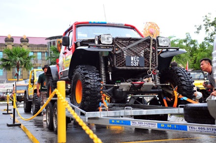 Phong trào offroad Việt lần đầu ra biển lớn - 10 Phong trào offroad Việt lần đầu ra biển lớn - 10