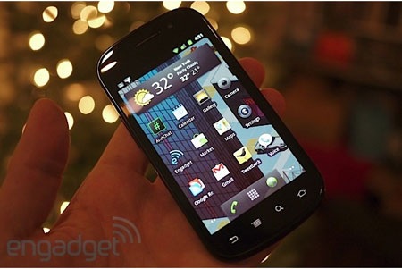 Mở hộp điện thoại Nexus S của Google - 17