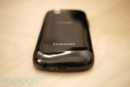 Mở hộp điện thoại Nexus S của Google - 6