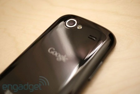 Mở hộp điện thoại Nexus S của Google - 8