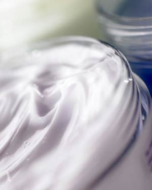 9 sản phẩm chăm sóc da không cần thiết - 3