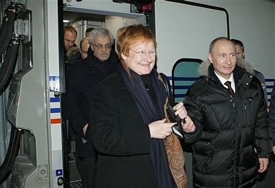 Thủ tướng Nga đi tàu với Tổng thống Phần Lan  - 4