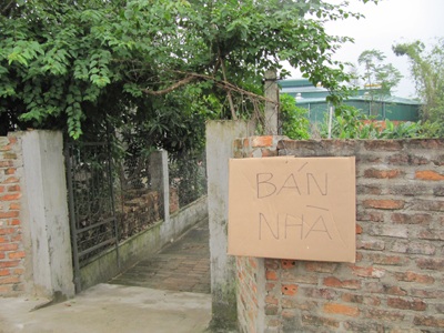 Hàng chục hộ dân khốn đốn vì nhà máy nhựa - 5 Hàng chục hộ dân khốn đốn vì nhà máy nhựa - 5