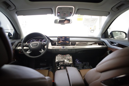 Audi A8L chính thức ra mắt tại Việt Nam - 9