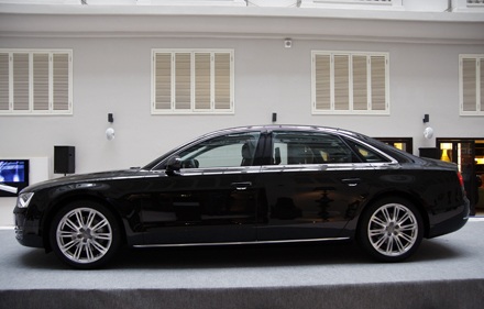 Audi A8L chính thức ra mắt tại Việt Nam - 4