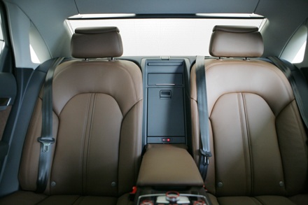 Audi A8L chính thức ra mắt tại Việt Nam - 17