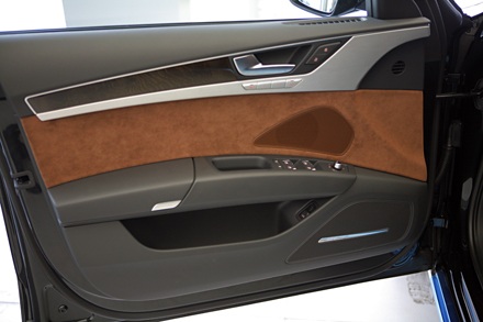 Audi A8L chính thức ra mắt tại Việt Nam - 21