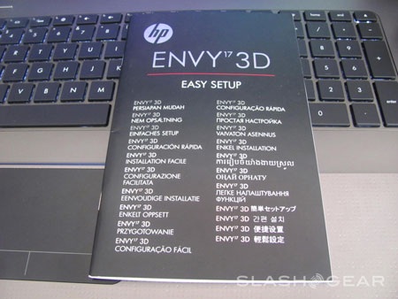 Cận cảnh laptop HP Envy 17 3D - 7