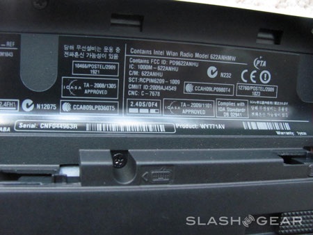 Cận cảnh laptop HP Envy 17 3D - 14