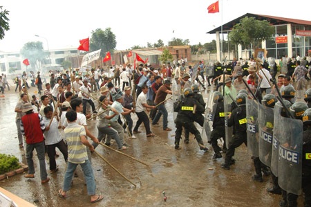 Diễn tập phòng chống bạo loạn và khủng bố - 2