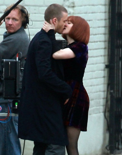 Justin Timberlake và Amanda Seyfried “tình tứ” - 9 Justin Timberlake và Amanda Seyfried “tình tứ” - 9