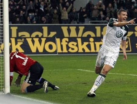 Mục tiêu chuyển nhượng của Real Madrid tháng 1/2011 - 3 Mục tiêu chuyển nhượng của Real Madrid tháng 1/2011 - 3