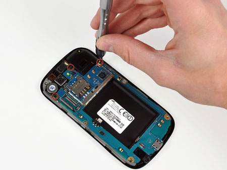 Mổ xẻ điện thoại Nexus S - 11