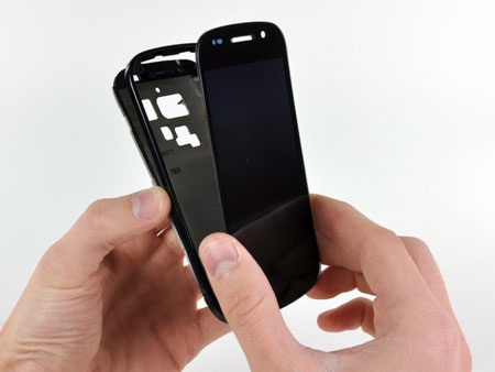 Mổ xẻ điện thoại Nexus S - 21