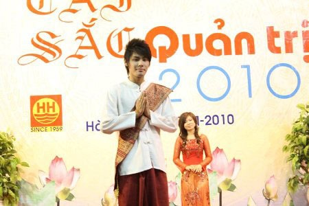 “Công tử Lào” thích “bún đậu mắm tôm” - 7