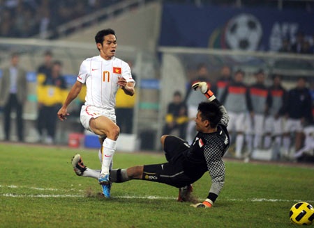 ĐT Việt Nam lách qua khe cửa hẹp? - 3