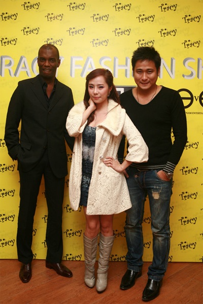 “Kinh Kông” Minh Tiệp đọ dáng “Cá sấu chúa” Quỳnh Nga - 2