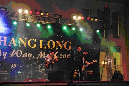Đêm trắng guitar với “Thang Long - My way, My love” - 1 Đêm trắng guitar với “Thang Long - My way, My love” - 1
