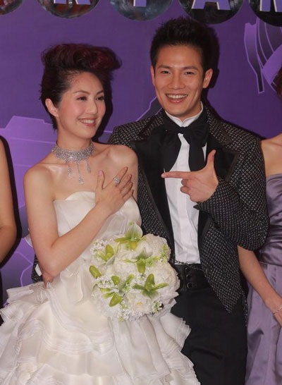 Dương Thiên Hoa rạng ngời trong ngày cưới - 8