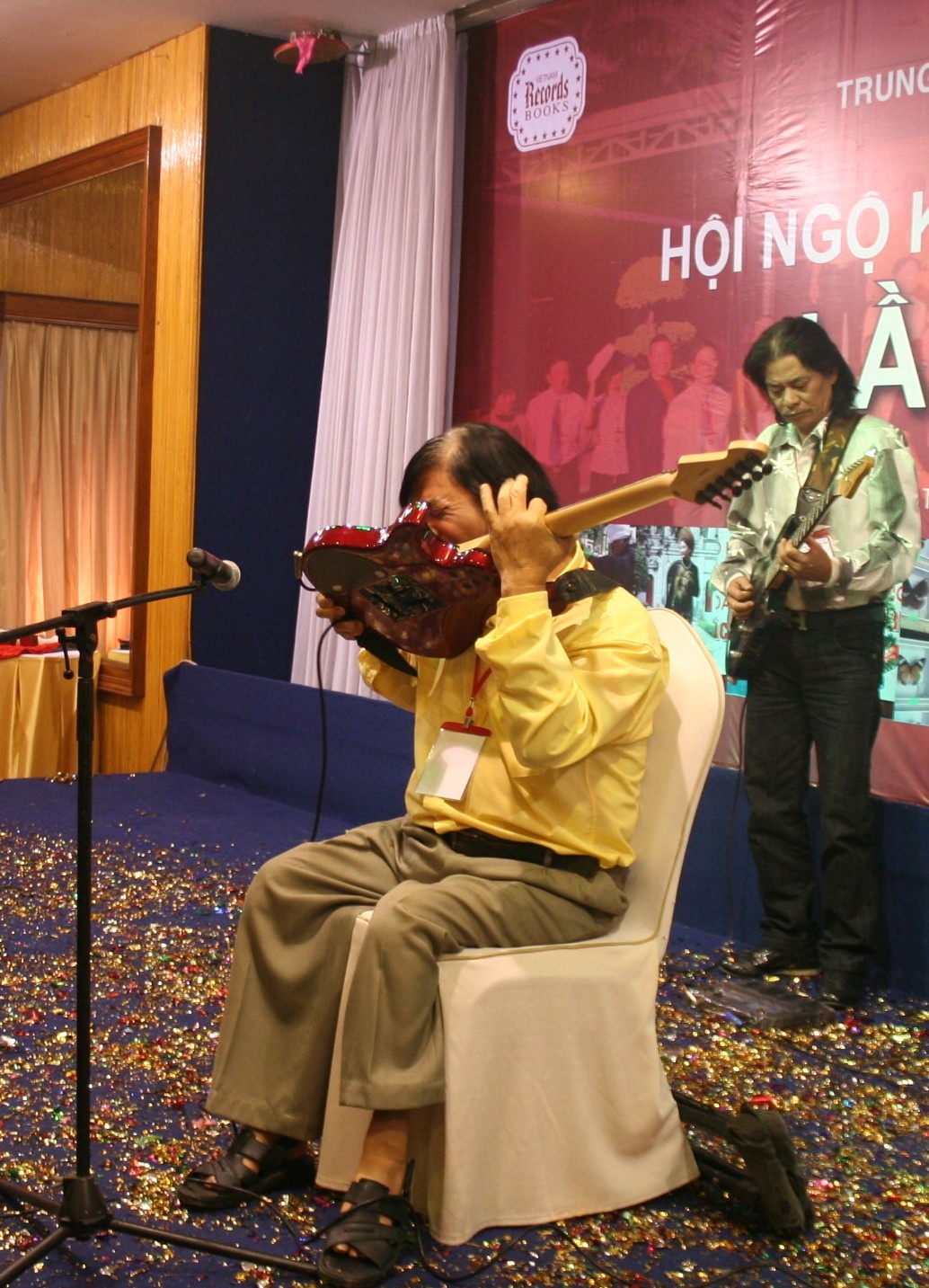 Hội ngộ kỷ lục gia lần thứ 20 - 10 Hội ngộ kỷ lục gia lần thứ 20 - 10