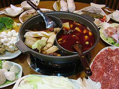 Cách nhận biết nồi nước lẩu có hóa chất - 1