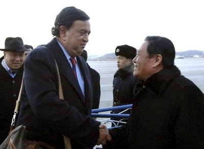 Triều Tiên cho phép thanh sát viên hạt nhân quốc tế trở lại - 1