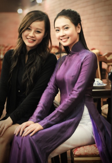 Người đẹp HHVN dự khai trương nhà hàng của Tôn Nữ Na Uy - 11 Người đẹp HHVN dự khai trương nhà hàng của Tôn Nữ Na Uy - 11