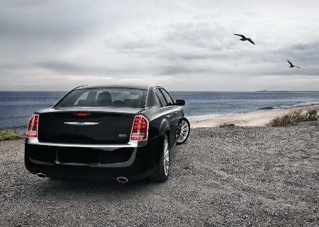 Chrysler 300 bản 2011 có giá từ dưới 30.000 USD - 17