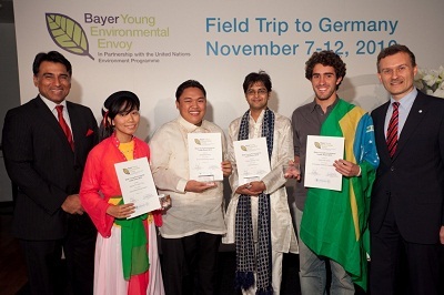 Ra đi để mang về - 2