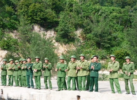 Một ngày với các chiến sỹ đảo Mê - 4