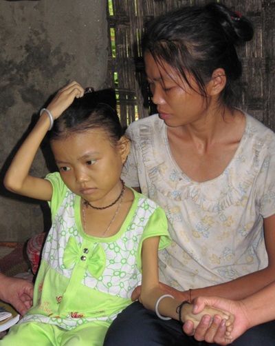 Nhờ bạn đọc báo Dân trí, bé Vi Thị Quyên đã bình phục - 2