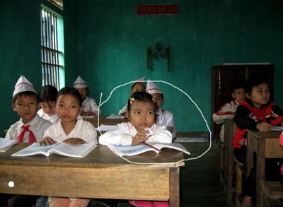 Nhờ bạn đọc báo Dân trí, bé Vi Thị Quyên đã bình phục - 5