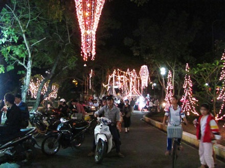 Ấm áp sắc màu Noel - 10