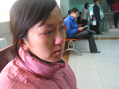 Thêm trường hợp đau lòng của bé 8 ngày tuổi mắc bệnh “lột da ếch” - 3 Thêm trường hợp đau lòng của bé 8 ngày tuổi mắc bệnh “lột da ếch” - 3
